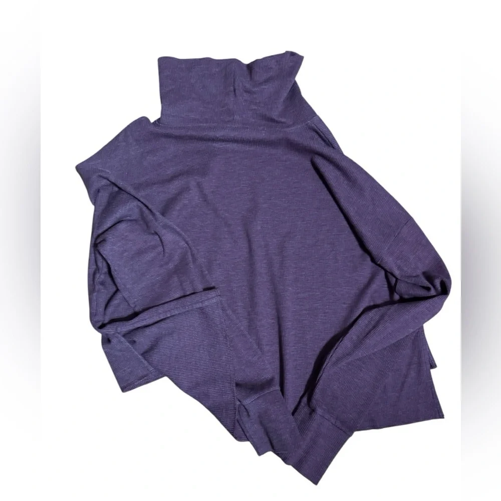 American Eagle Outfitters Plum Knit Top